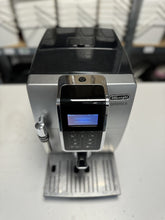 Charger l'image dans la galerie, Machine espresso automatique DéLonghi DINAMICA (occasion)